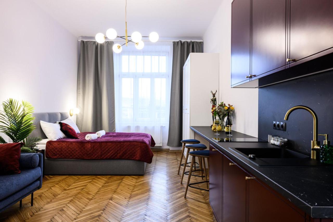 Unique Style Apartments Old Town - 25 Min From The Airport - By Homelike Krasków Exterior foto