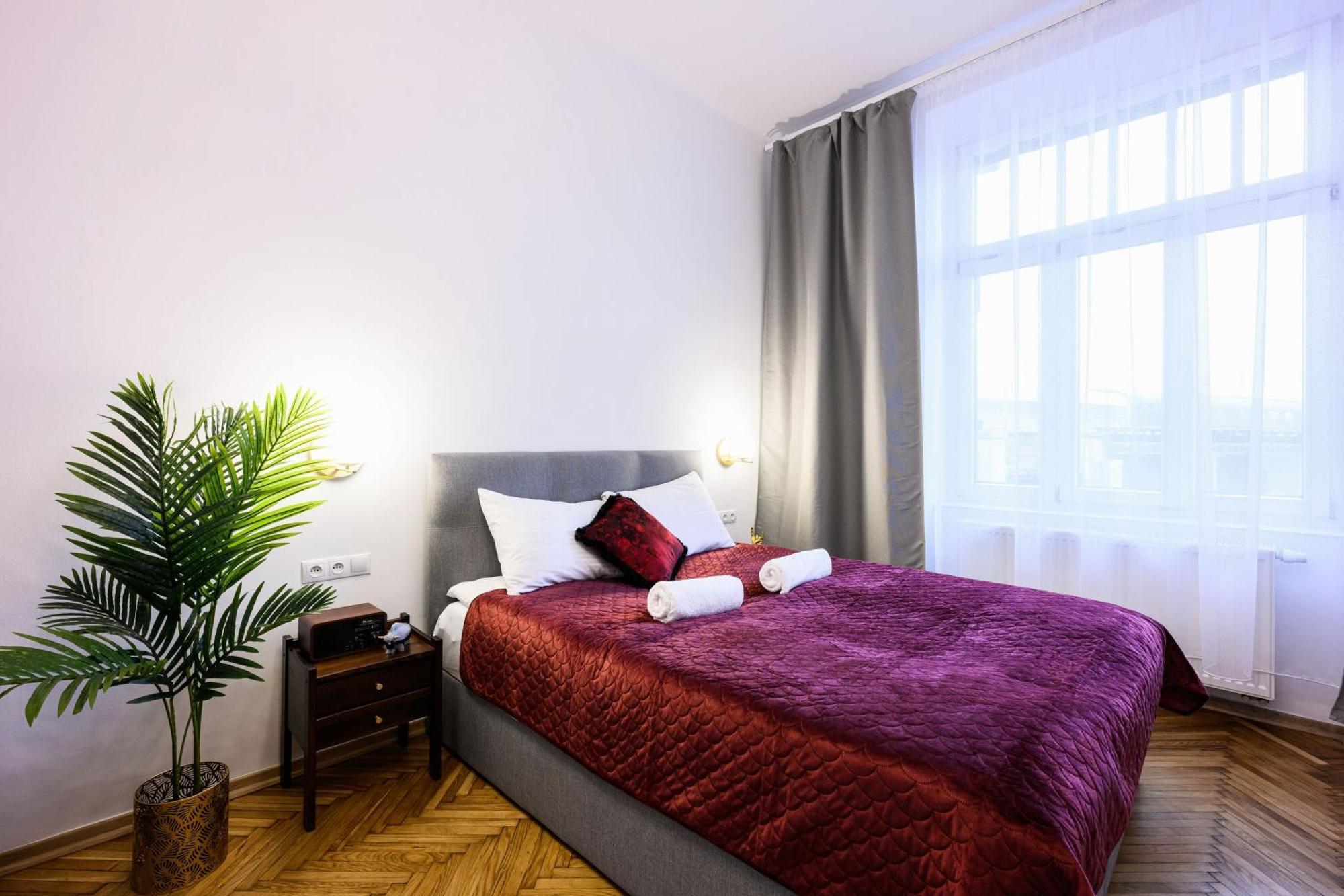 Unique Style Apartments Old Town - 25 Min From The Airport - By Homelike Krasków Exterior foto