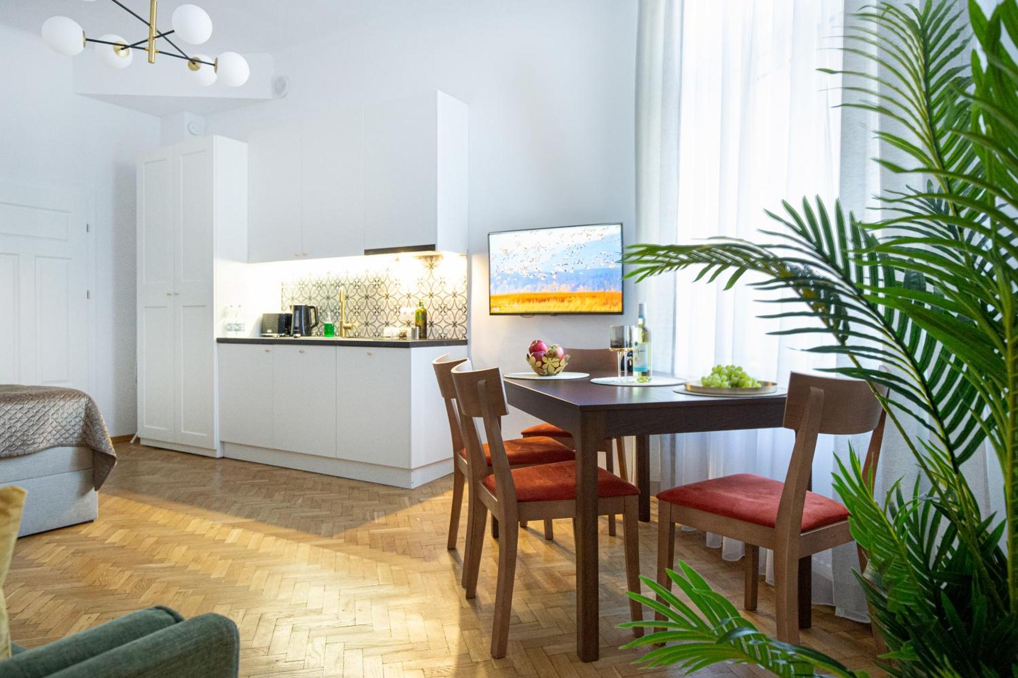 Unique Style Apartments Old Town - 25 Min From The Airport - By Homelike Krasków Exterior foto