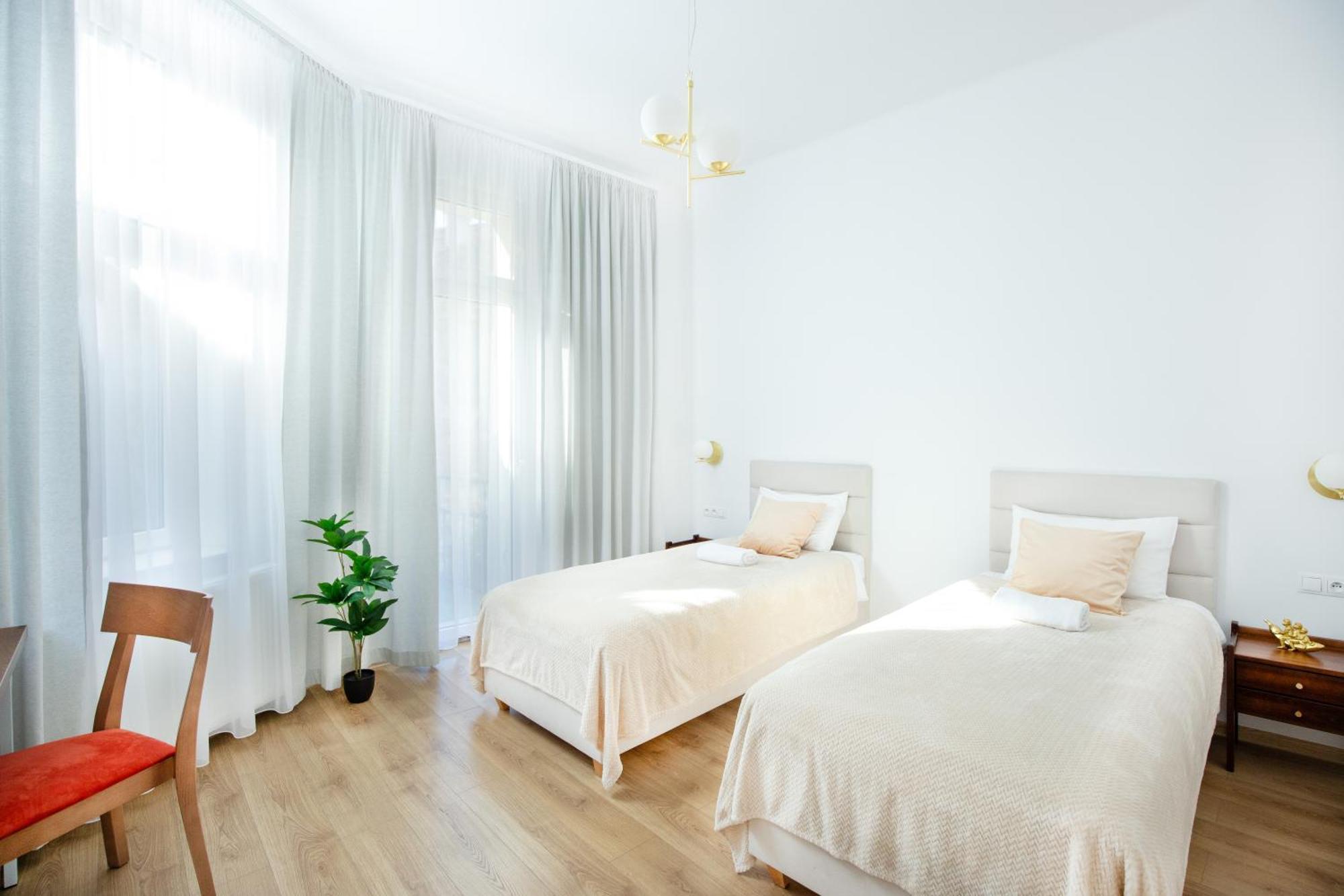 Unique Style Apartments Old Town - 25 Min From The Airport - By Homelike Krasków Exterior foto